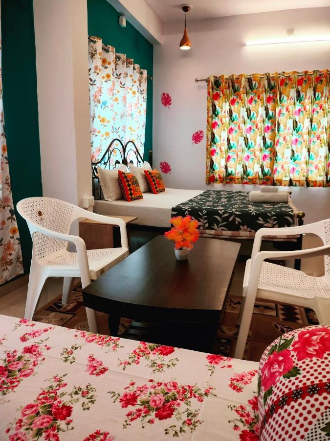 Krishna Stay Guest House Ουνταϊπούρ Εξωτερικό φωτογραφία