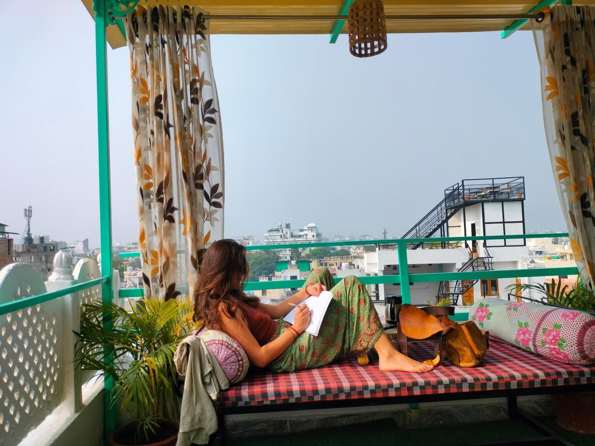 Krishna Stay Guest House Ουνταϊπούρ Εξωτερικό φωτογραφία