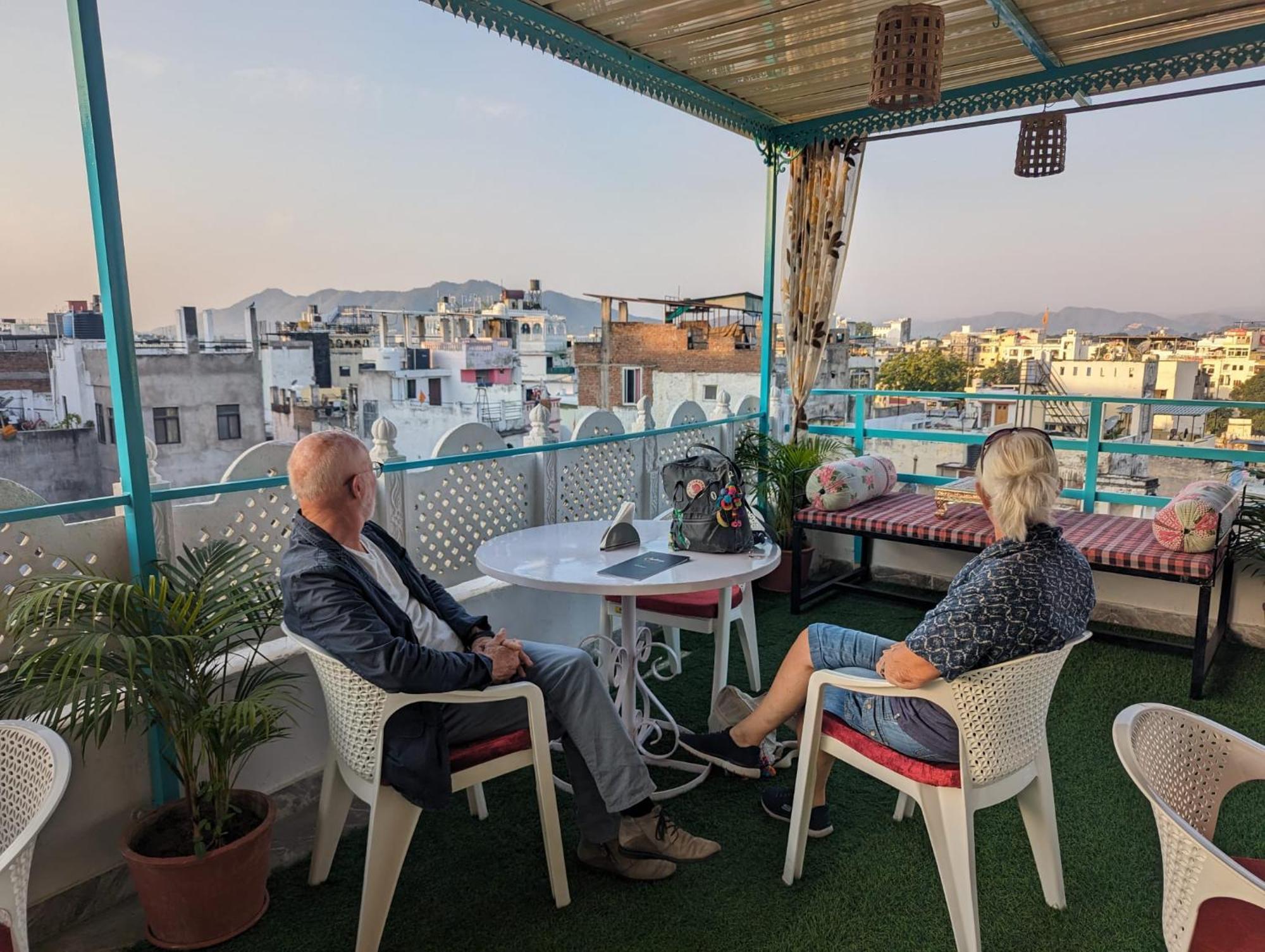 Krishna Stay Guest House Ουνταϊπούρ Εξωτερικό φωτογραφία