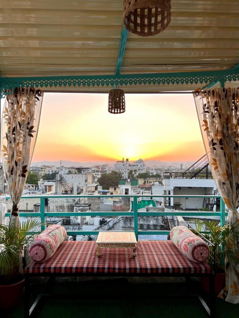 Krishna Stay Guest House Ουνταϊπούρ Εξωτερικό φωτογραφία