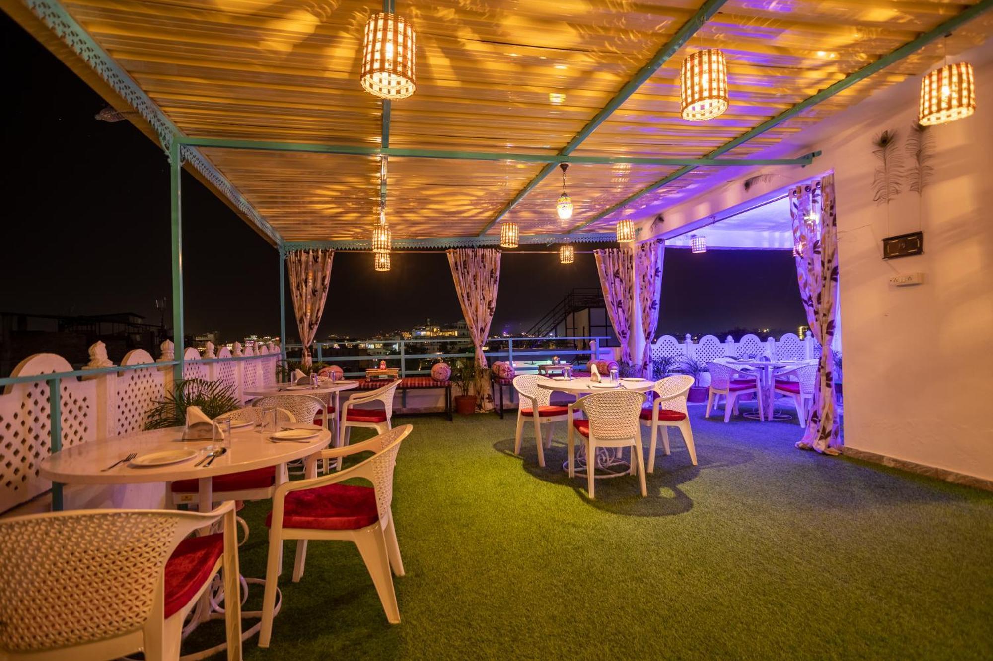 Krishna Stay Guest House Ουνταϊπούρ Εξωτερικό φωτογραφία