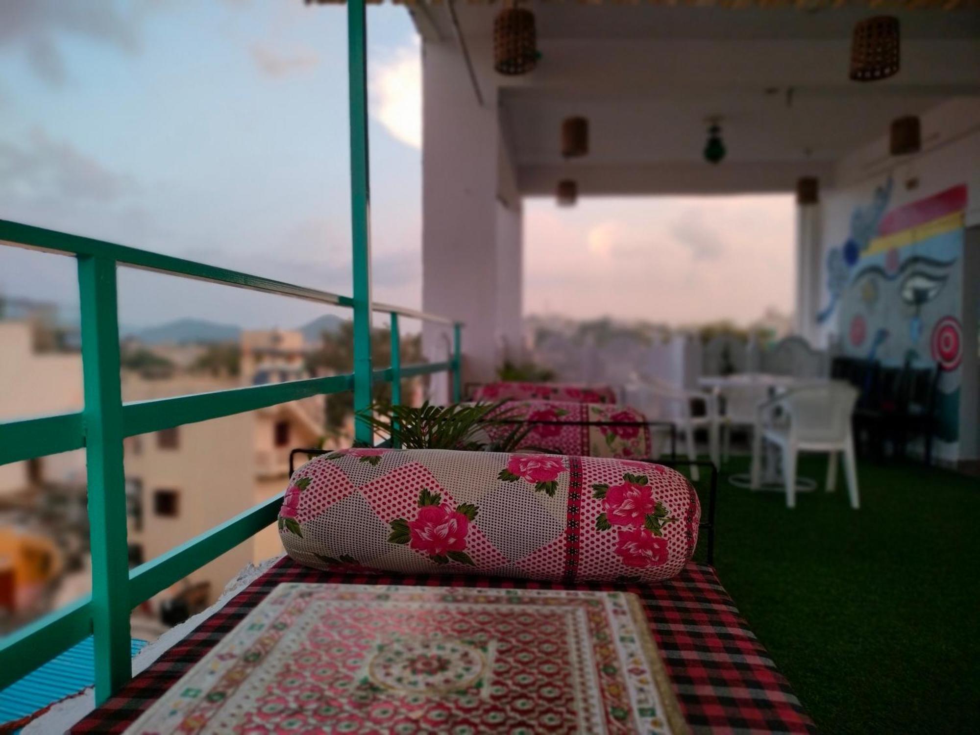 Krishna Stay Guest House Ουνταϊπούρ Εξωτερικό φωτογραφία