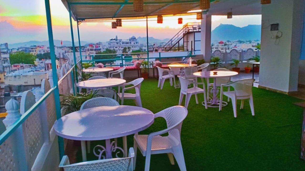 Krishna Stay Guest House Ουνταϊπούρ Εξωτερικό φωτογραφία